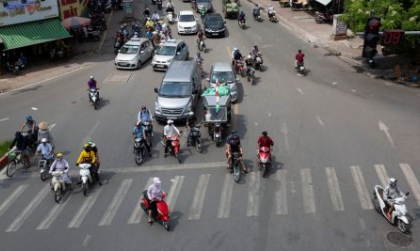 Nghị định 168 - Lỗi trừ 2 điểm GPLX: Điều khiển xe máy không nhường đường tại đường giao nhau theo quy định